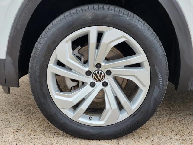 used 2022 Volkswagen Atlas car, priced at $20,995