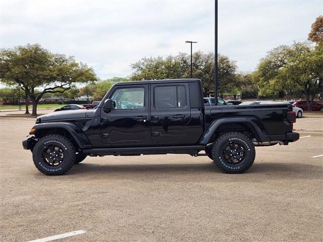 new 2024 Jeep Gladiator car, priced at $43,200