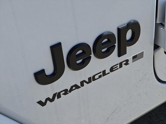 new 2025 Jeep Wrangler car, priced at $58,258