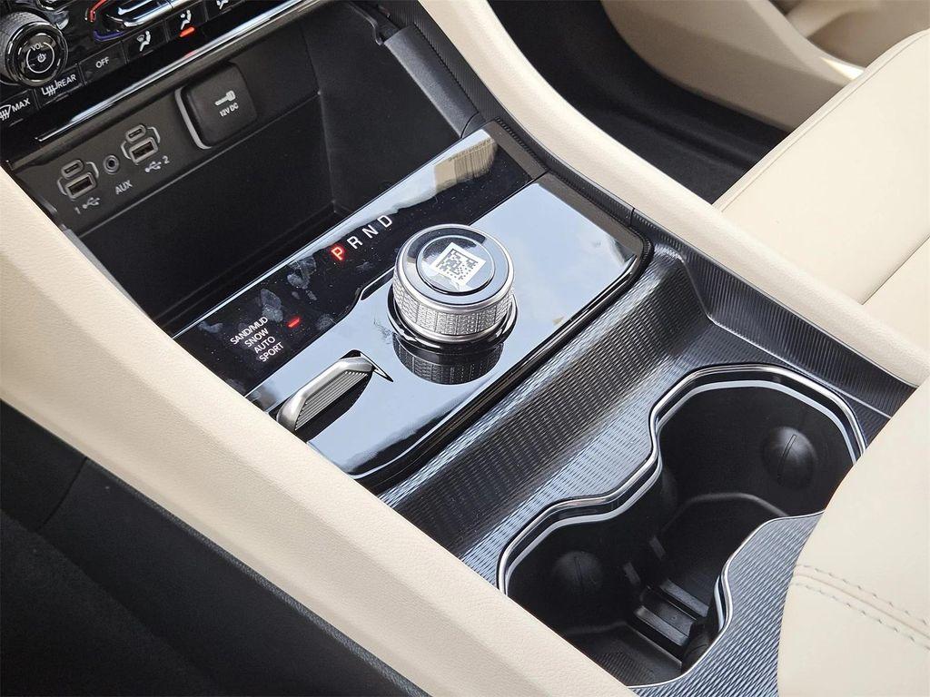 new 2025 Jeep Grand Cherokee L car, priced at $43,395