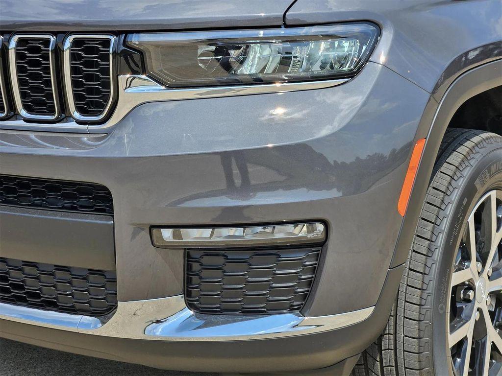 new 2025 Jeep Grand Cherokee L car, priced at $40,995