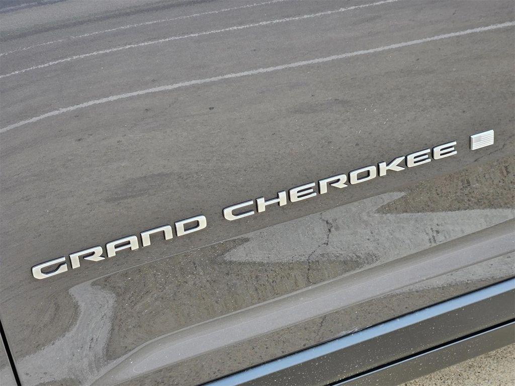 new 2025 Jeep Grand Cherokee L car, priced at $40,995