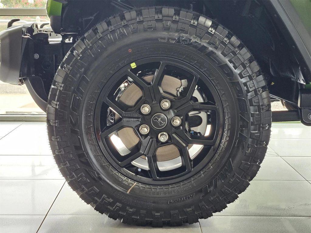 new 2025 Jeep Wrangler car, priced at $48,975