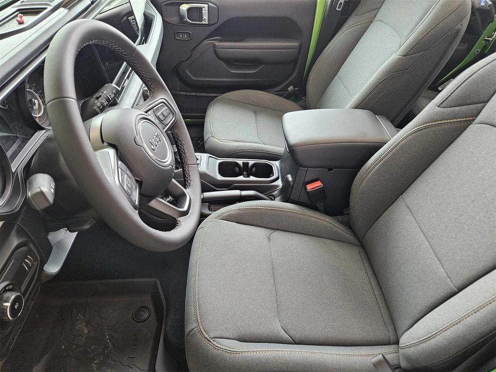 new 2025 Jeep Wrangler car, priced at $48,975