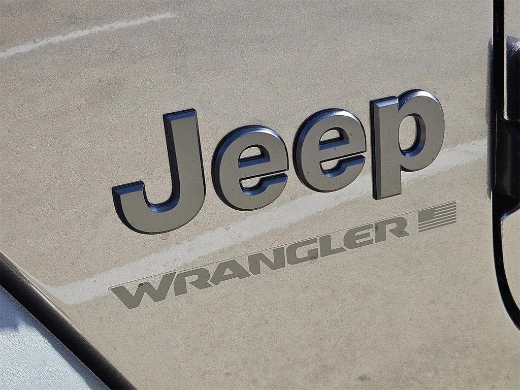 new 2025 Jeep Wrangler car, priced at $37,345