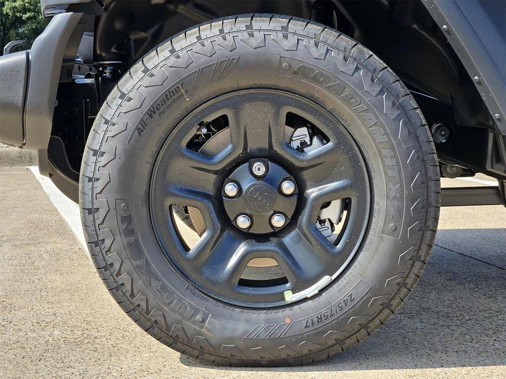 new 2025 Jeep Wrangler car, priced at $36,285