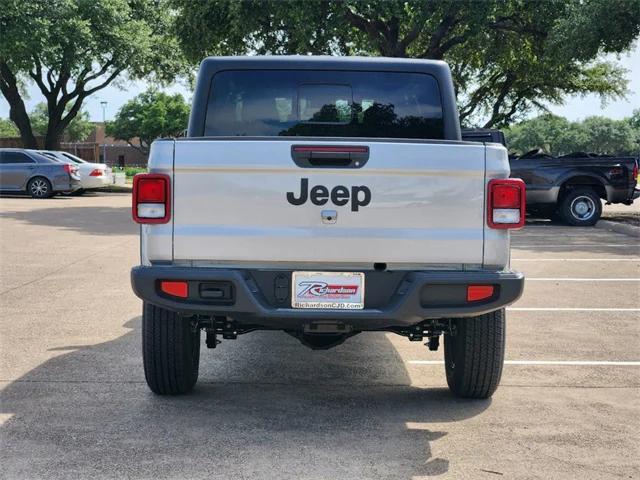 new 2024 Jeep Gladiator car, priced at $31,485