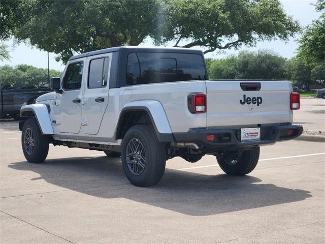 new 2024 Jeep Gladiator car, priced at $31,485