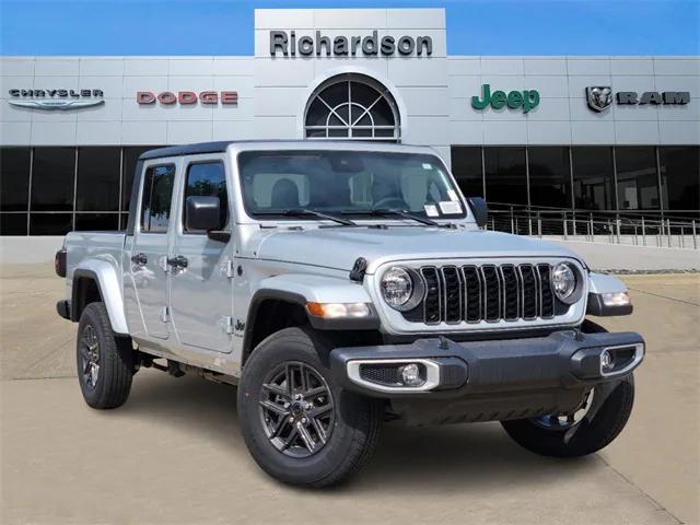 new 2024 Jeep Gladiator car, priced at $31,485