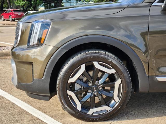 used 2023 Kia Telluride car, priced at $32,398