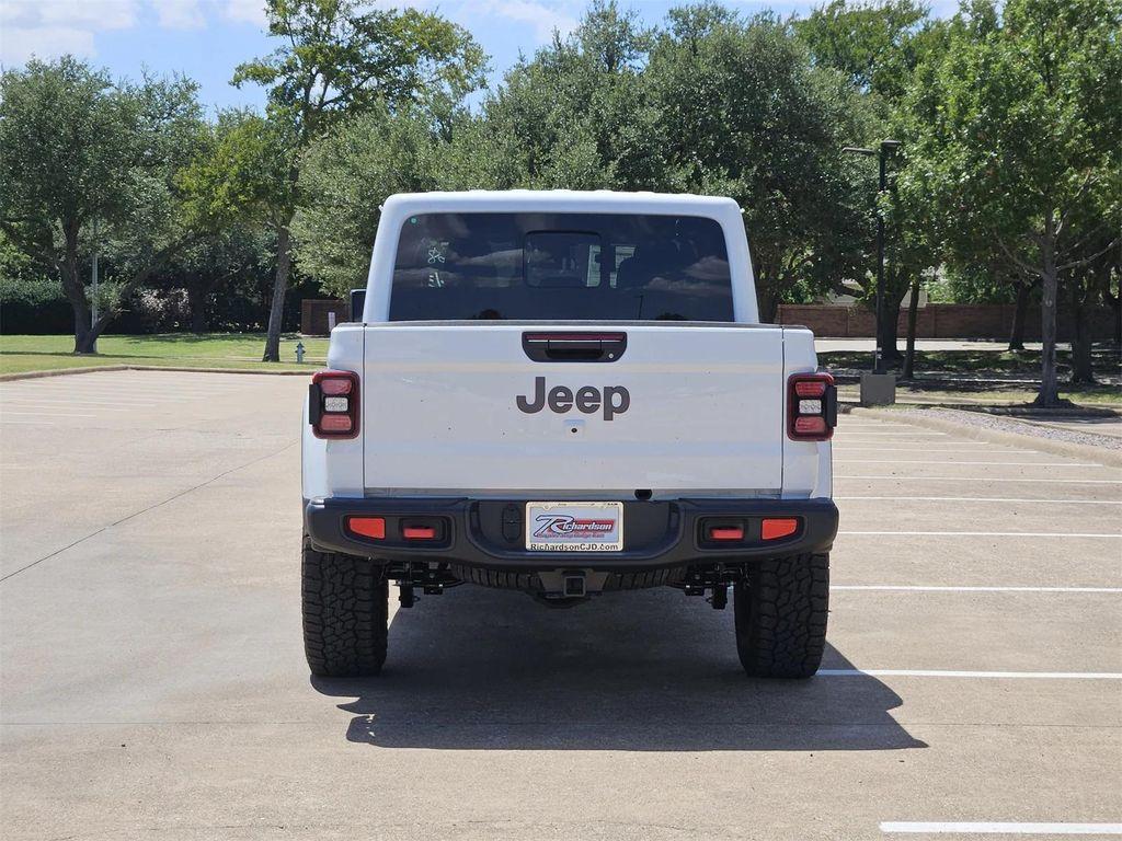 new 2025 Jeep Gladiator car, priced at $47,005