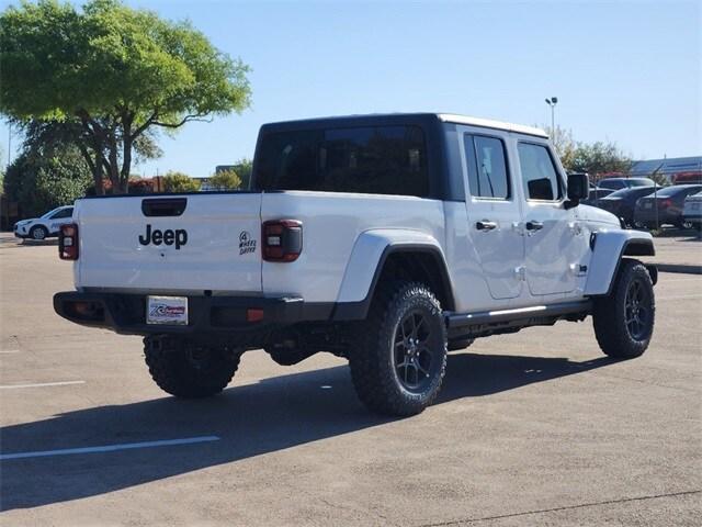 new 2024 Jeep Gladiator car, priced at $42,900