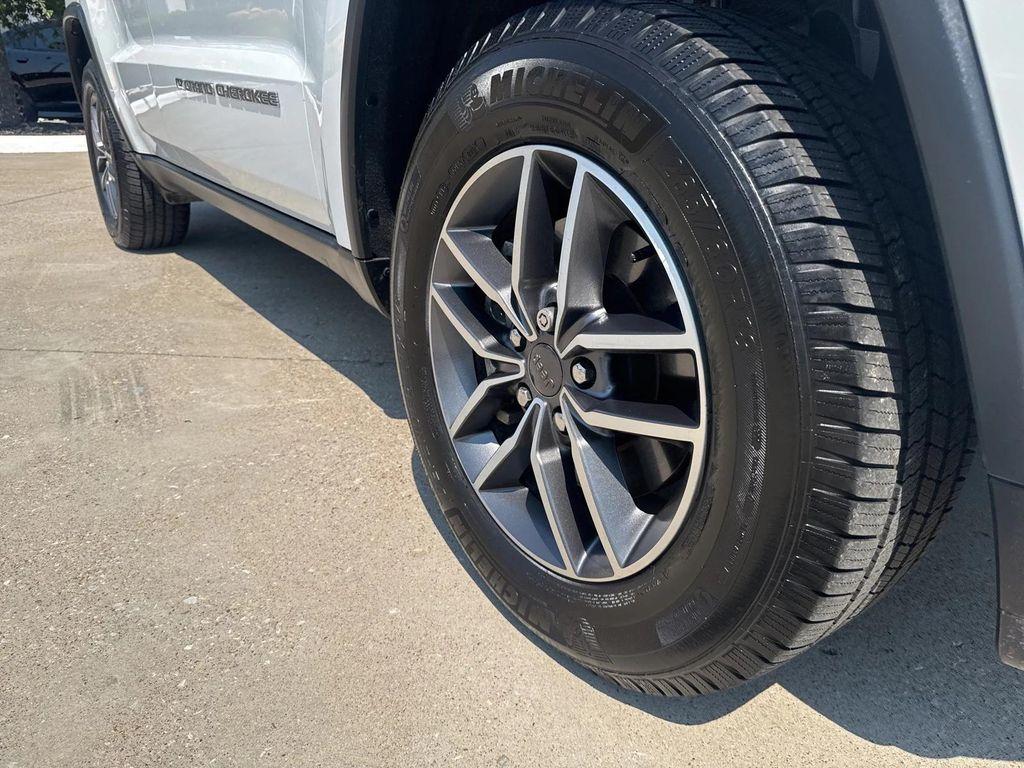 used 2022 Jeep Grand Cherokee car, priced at $24,998