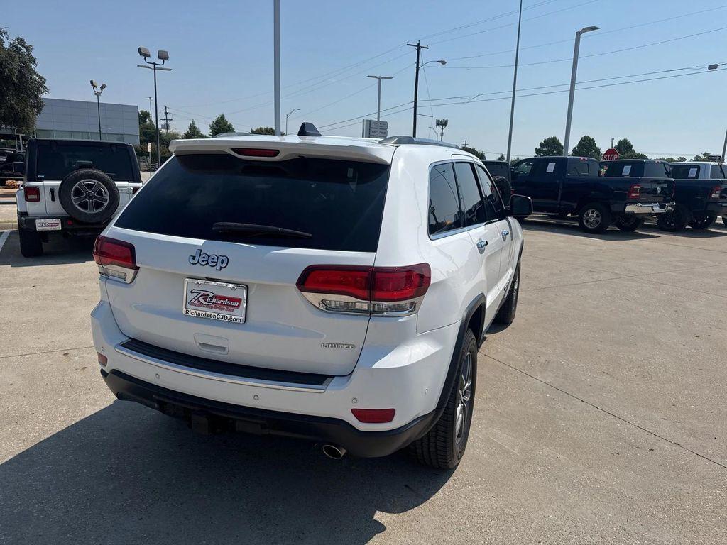 used 2022 Jeep Grand Cherokee car, priced at $24,998