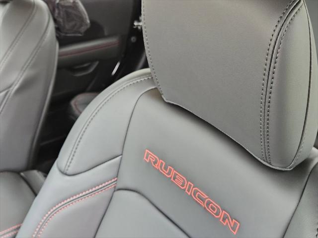 new 2025 Jeep Gladiator car, priced at $46,136