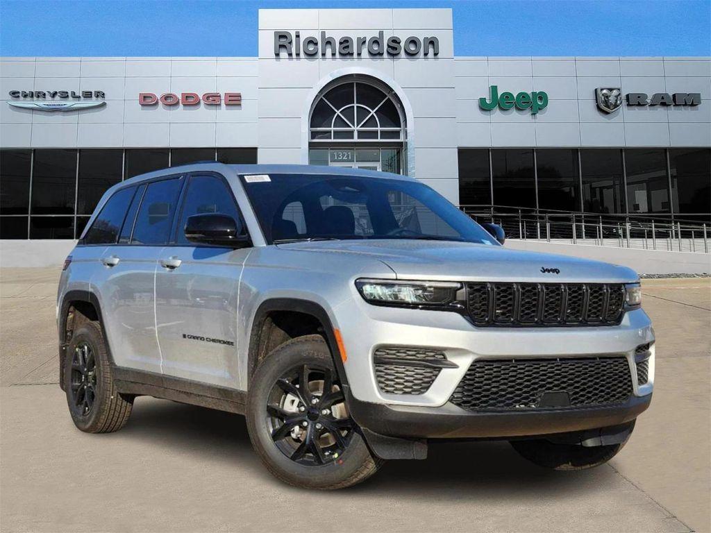 new 2025 Jeep Grand Cherokee car, priced at $39,705