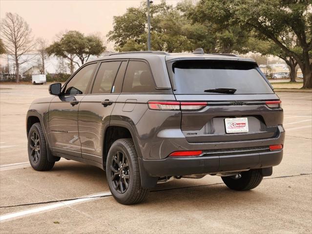 new 2025 Jeep Grand Cherokee car, priced at $42,205