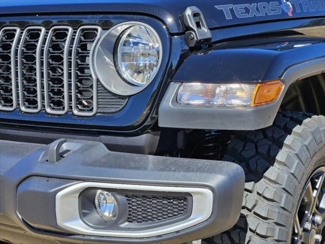 new 2025 Jeep Gladiator car, priced at $42,154