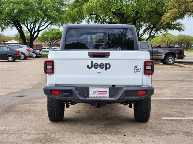 new 2024 Jeep Gladiator car, priced at $44,800