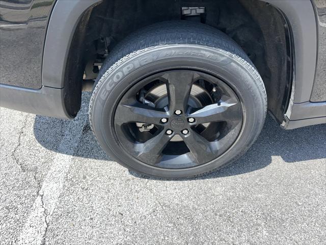 used 2023 Jeep Grand Cherokee L car, priced at $30,000