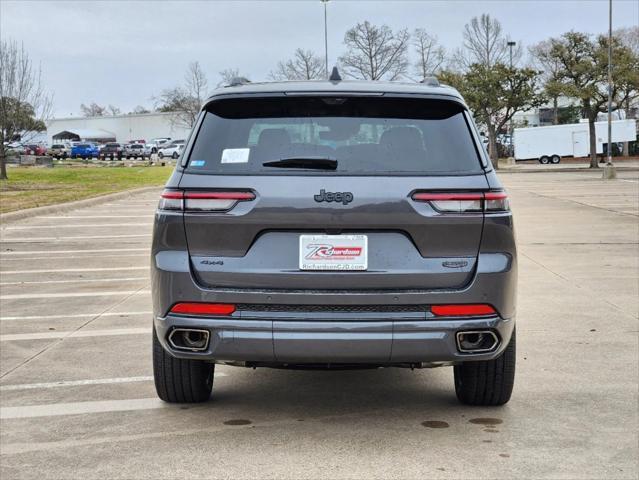 new 2025 Jeep Grand Cherokee L car, priced at $68,072