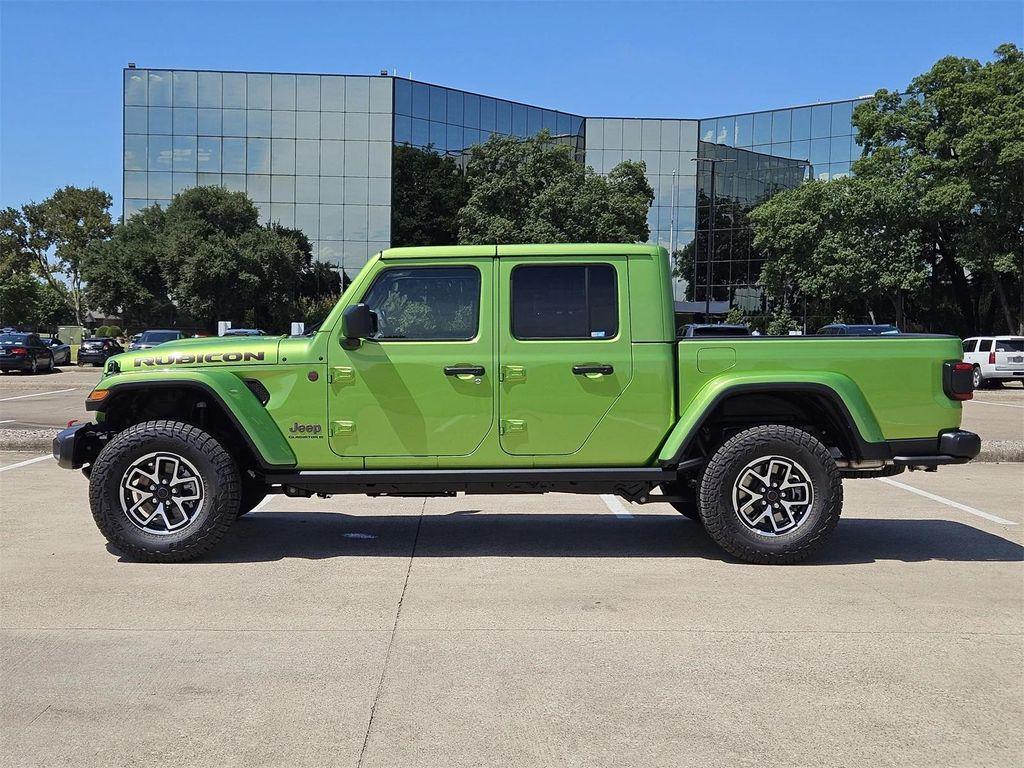 new 2025 Jeep Gladiator car, priced at $46,656