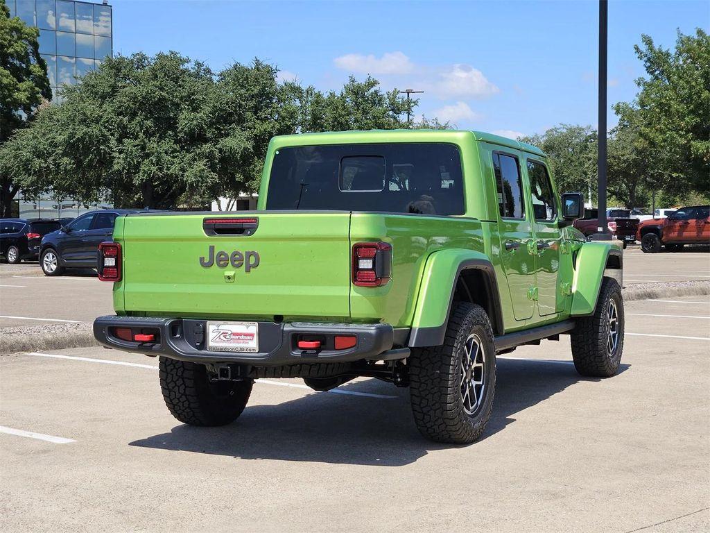 new 2025 Jeep Gladiator car, priced at $46,656