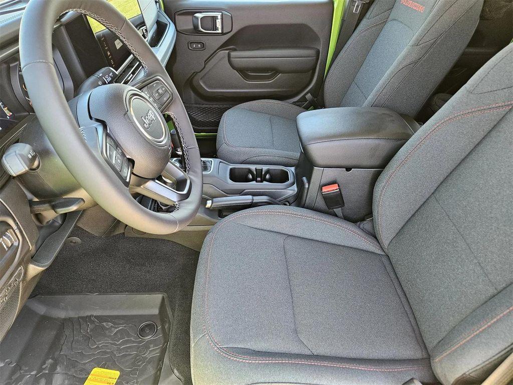 new 2025 Jeep Gladiator car, priced at $46,656