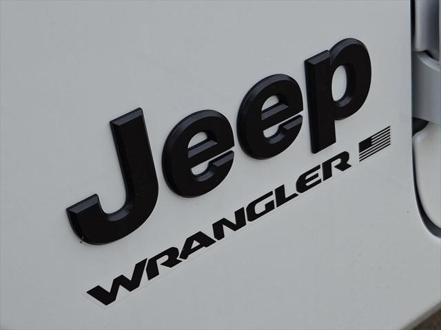 new 2025 Jeep Wrangler car, priced at $45,931