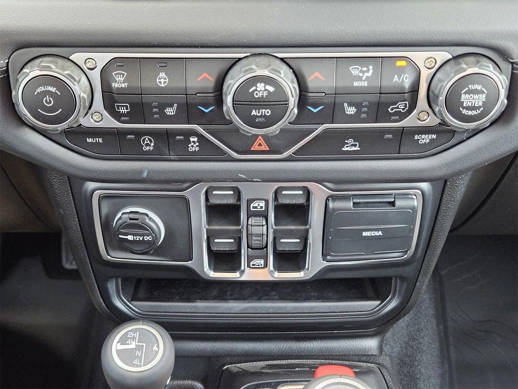 new 2025 Jeep Gladiator car, priced at $40,410