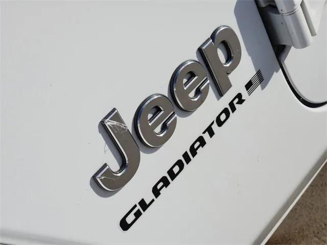 used 2023 Jeep Gladiator car, priced at $33,974