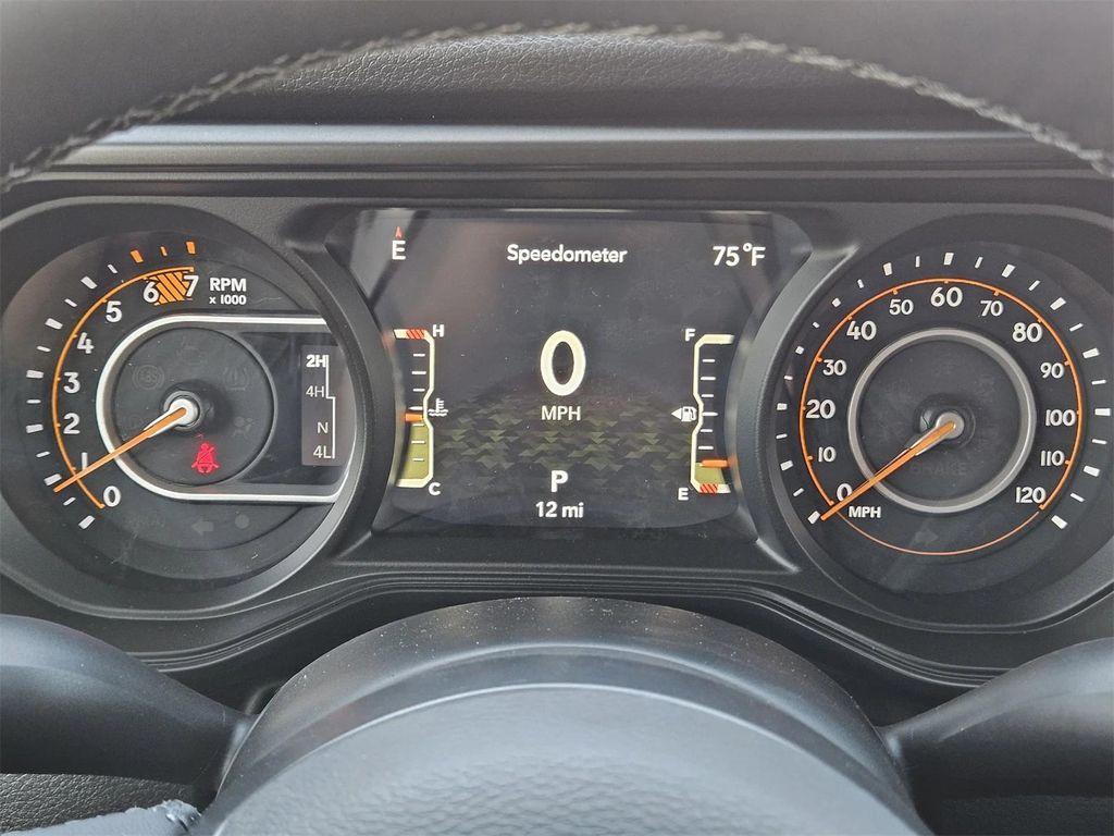 new 2025 Jeep Wrangler car, priced at $45,430