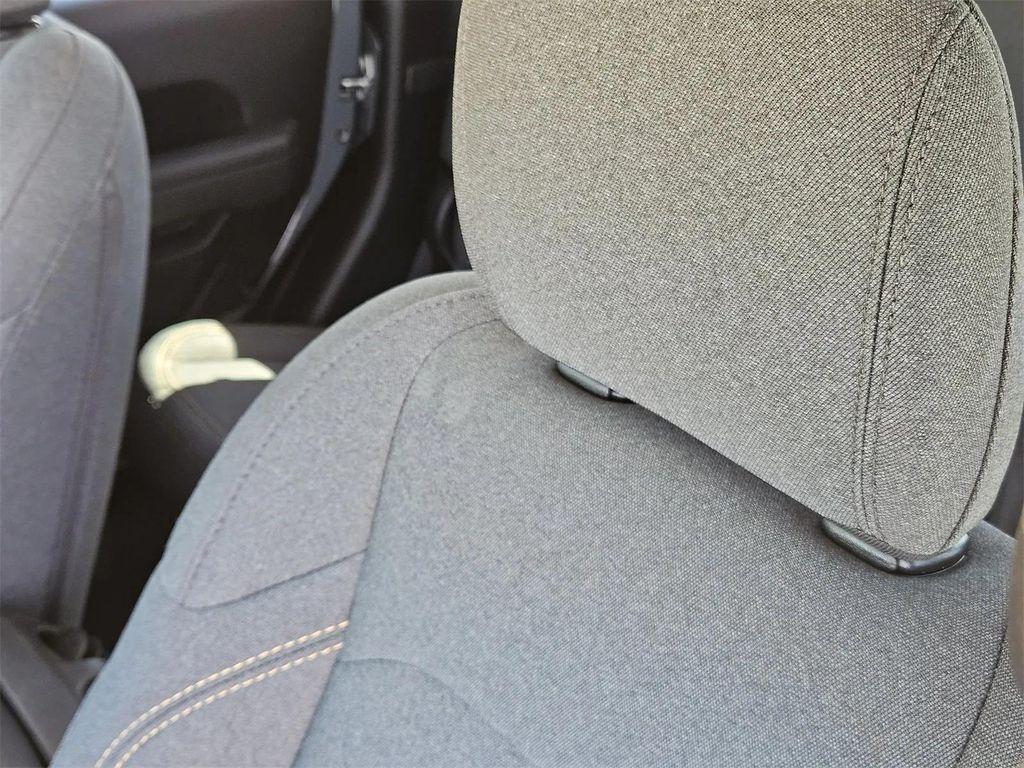 used 2025 Jeep Gladiator car, priced at $34,399