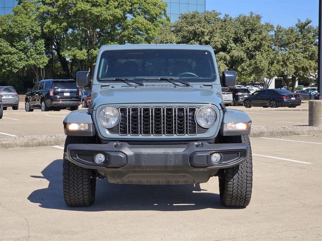 used 2025 Jeep Gladiator car, priced at $34,399
