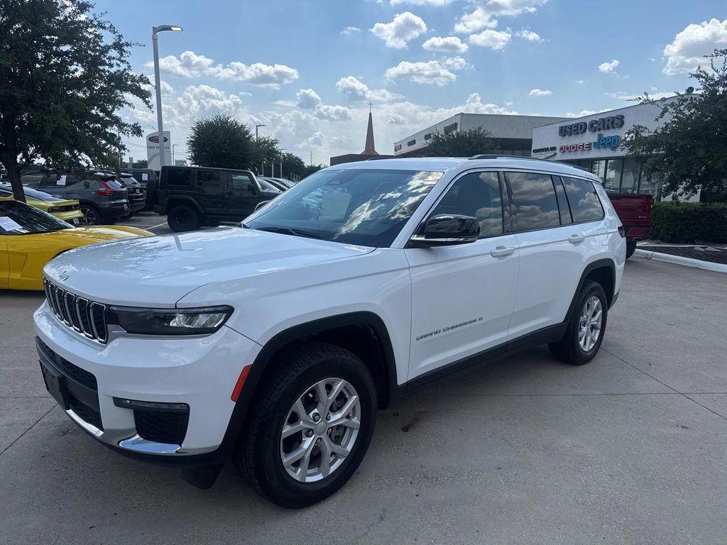 used 2024 Jeep Grand Cherokee L car, priced at $35,804
