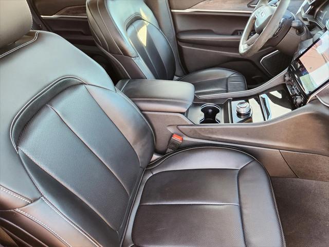 used 2024 Jeep Grand Cherokee car, priced at $39,500