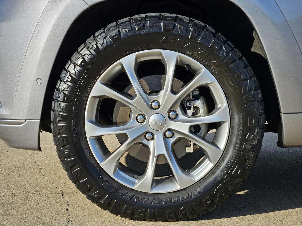 used 2021 Jeep Grand Cherokee car, priced at $32,469