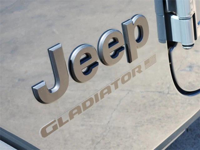 new 2024 Jeep Gladiator car, priced at $45,399