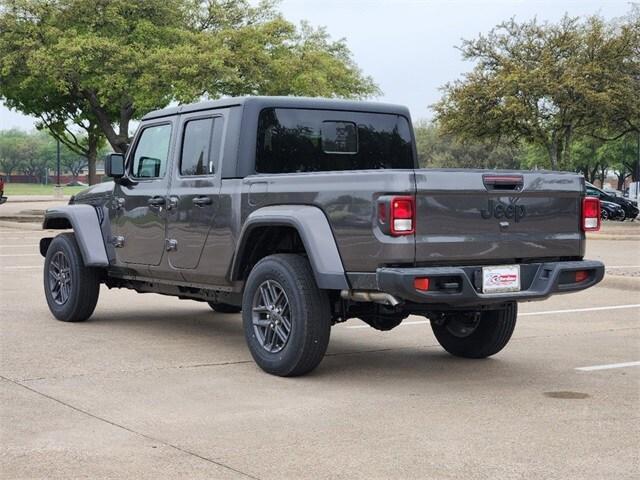 new 2024 Jeep Gladiator car, priced at $40,900