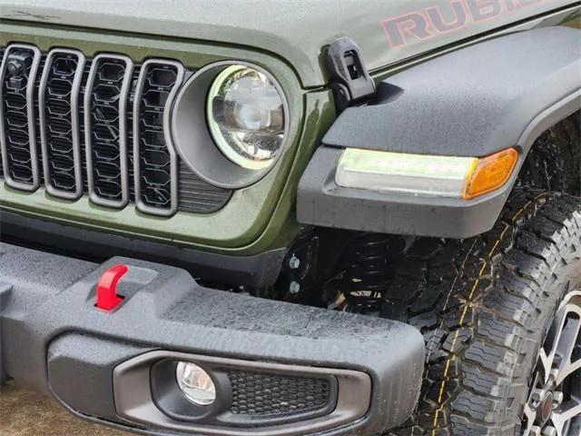 new 2024 Jeep Gladiator car, priced at $45,109