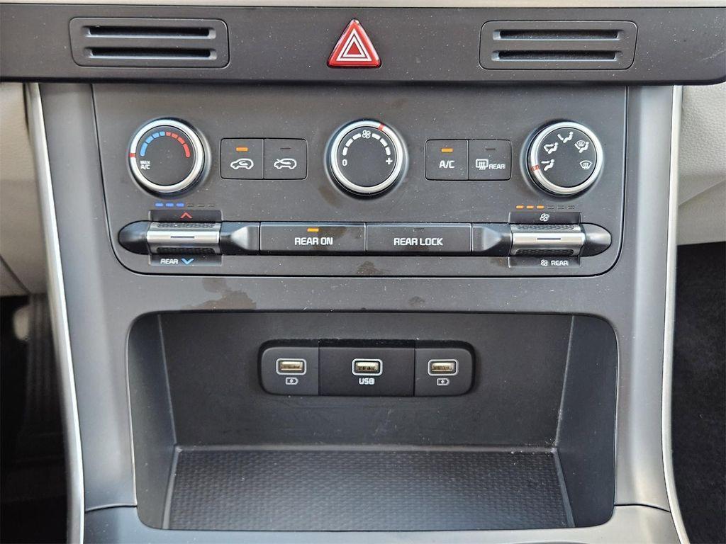 used 2024 Kia Carnival car, priced at $32,216