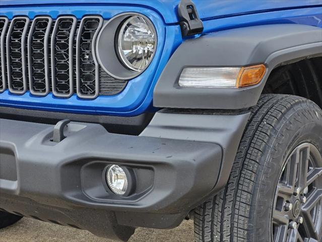 new 2025 Jeep Wrangler car, priced at $40,045