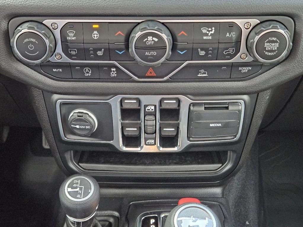 new 2025 Jeep Wrangler car, priced at $39,740