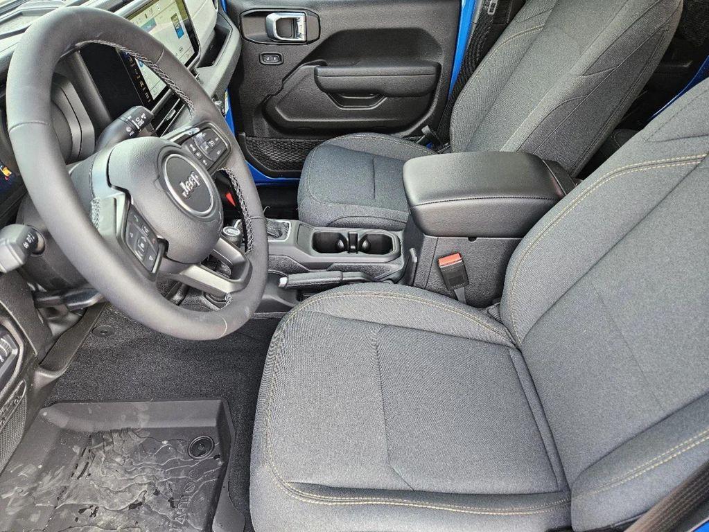 new 2025 Jeep Wrangler car, priced at $39,740