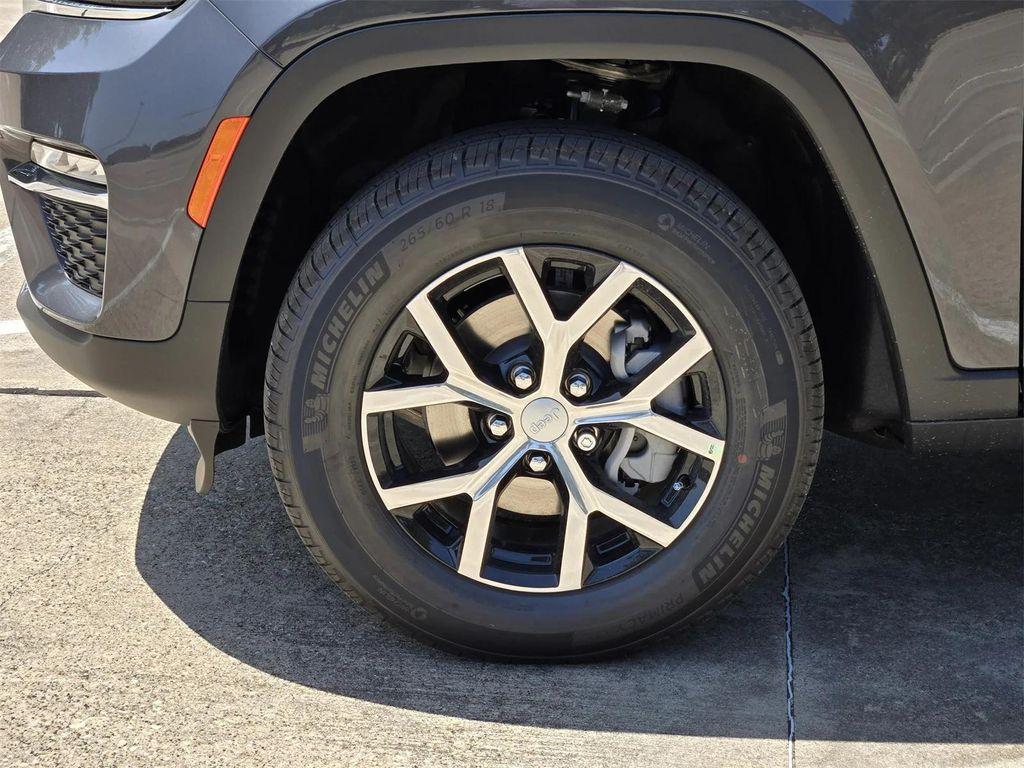 new 2025 Jeep Grand Cherokee car, priced at $39,240