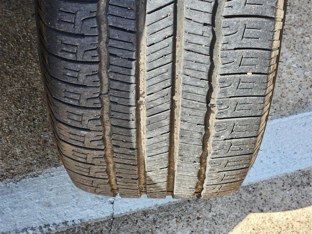 used 2018 Acura MDX car, priced at $19,895