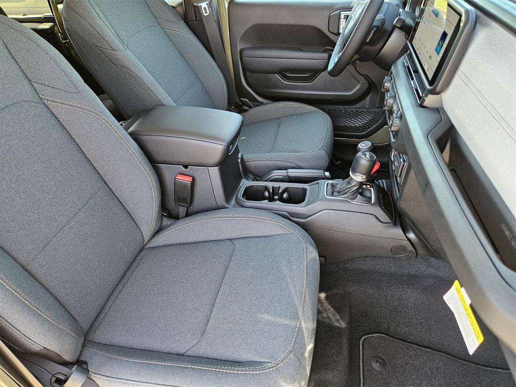 new 2025 Jeep Wrangler car, priced at $43,370