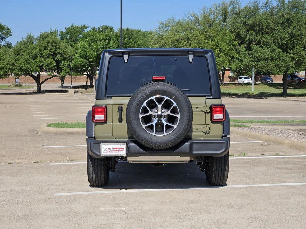 new 2025 Jeep Wrangler car, priced at $43,370