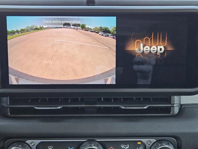 new 2025 Jeep Wrangler car, priced at $48,511