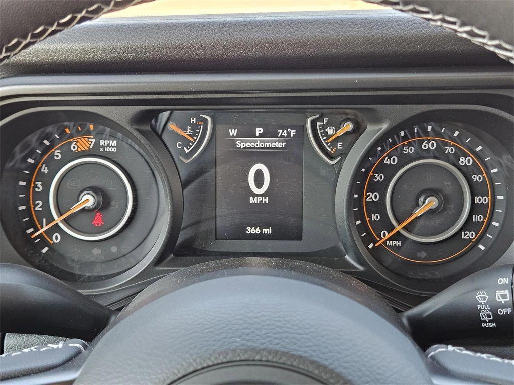 new 2025 Jeep Wrangler car, priced at $43,370
